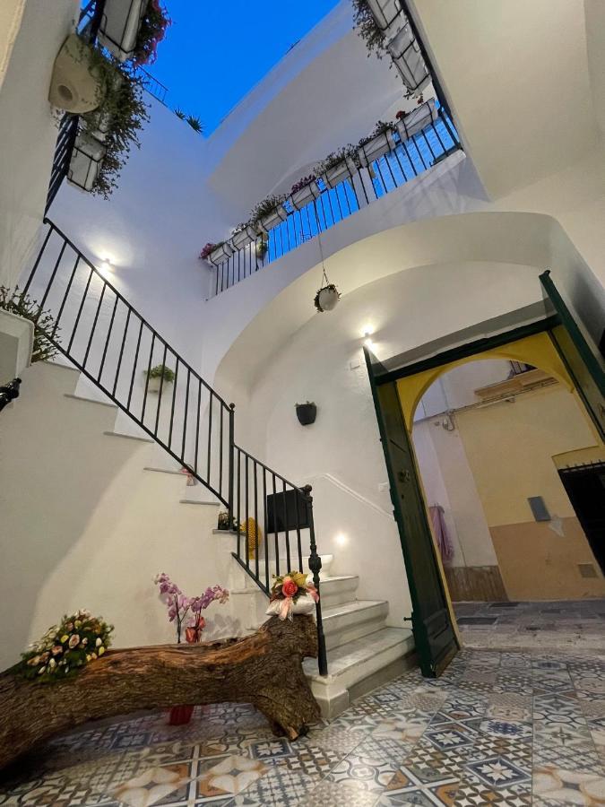 فندق Donna Grazia Relais غالّيبولي المظهر الخارجي الصورة